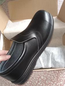 Scarpe di sicurezza Anti-blocco nere più vendute per chef calzature in punta di plastica stringate per panifici e fabbriche in inverno - Product Image 2