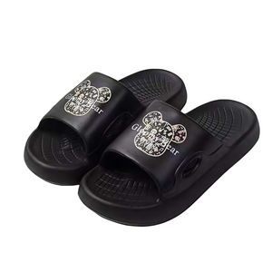 รองเท้า Yearning Man Evergreen ผลิตจากวัสดุ EVA รีไซเคิลได้ กันลื่น ระบายอากาศได้ดี กันน้ำ ใช้แล้วทิ้ง เหมาะสำหรับเล่นกีฬาในร่ม/กลางแจ้ง - Product Image 5