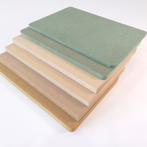 Panneau MDF rainuré à prix abordable, 12mm 15mm 18mm, en chêne rouge naturel, pin, placage noyer noir, <span class=keywords><strong>plaque</strong></span> <span class=keywords><strong>de</strong></span> panneau MDF brut uni - Product Image 1