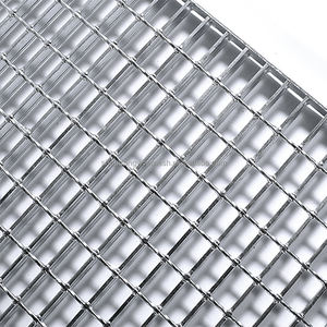 Rejilla de Drenaje de Hierro Galvanizado por Inmersión en Caliente, Duradera y Resistente al Agua con Cubierta de Rejilla de Acero - Product Image 2