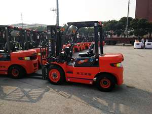 Montacargas Diésel Manual FD30T para Carga Pesada, Rentable, Clase <span class=keywords><strong>3</strong></span>, Capacidad de <span class=keywords><strong>3</strong></span> Toneladas, Elevación de 3500 mm, Ideal para Manejo en Fábrica - Product Image 4