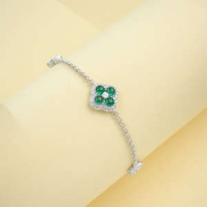 S925 Silver Lab-Created Emerald Four-leaf Clover <b>Bracelet</b> with Sparkling Diamond Halo, Elegant Women's Jewelry-V - Product Image 5