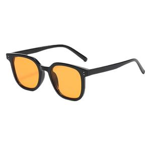 Gm Gafas de sol unisex de verano con montura de PC, protección UV400, montura completa, gafas de sol de clase 2 Yc320 para hombres y mujeres - Product Image 4