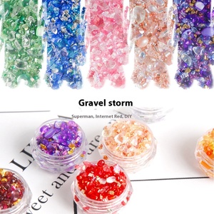 Pequeño DIY Nail Art Grava Coloridos Diamantes triturados Hecho a mano 3D Vidrio Arena Mezcla de diamantes de imitación Estilo de tormenta Irregular Flujo de cáñamo - Product Image 3