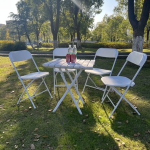 <span class=keywords><strong>Set</strong></span> <span class=keywords><strong>Tavolo</strong></span> <span class=keywords><strong>e</strong></span> <span class=keywords><strong>Sedie</strong></span> Pieghevoli in Plastica Portatile per Picnic, Campeggio, Scuola ed Eventi all'Aperto - Product Image 1