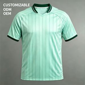 เสื้อฟุตบอลและชุดกีฬาพิมพ์ลายโลโก้ตามสั่ง ระบายอากาศได้ดี แขนสั้น สำหรับผู้ชาย ขายดี - Product Image 1