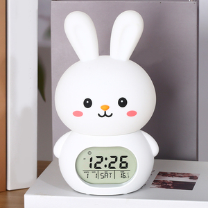 Horloge de bureau numérique USB rechargeable en silicone, design lapin mignon, avec veilleuse 7 couleurs, alarme, fonction snooze et réglage de la luminosité, idéal comme cadeau - Product Image 2