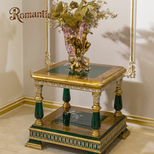 Set di Divani Angolari Classici di Lusso Italiani con Rivestimento Dorato e Vera Pelle Verde per <span class=keywords><strong>Casa</strong></span> di Lusso - Product Image 4