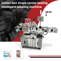 Machine d'étiquetage intelligente S818 pour la fermeture d'un coin de boîte en carton avec vitesse de convoyeur réglable pour différentes tailles de boîtes