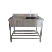 Évier de cuisine commercial moderne en acier inoxydable, grande capacité, revêtement autonettoyant, finition polie