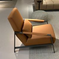 Chaise longue en cuir avec structure métallique moderne, design minimaliste pour salon, vente chaude