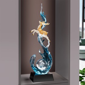 Sculpture de cerf en résine transparente dorée, boule de cristal, décoration Feng Shui pour salon et entrée - Product Image 4
