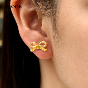 <span class=keywords><strong>Orecchini</strong></span> VFOOK in <span class=keywords><strong>Oro</strong></span> Puro 24K con Design a Fiocco Texturizzato, Ideali per Abiti Floreali - Product Image 2