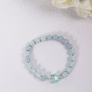 Exclusiva Pulsera de Acrílico con Dijes de Dibujos Animados para Niños, Nuevo Color, Pequeño Regalo, Pulseras de Moda al por Mayor - Product Image 4