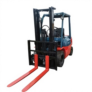 Minicargadora Japonesa de 2.5 Toneladas, Montacargas Toyota Usado Original de 2.5 Toneladas Diésel para Granjas - Product Image 1