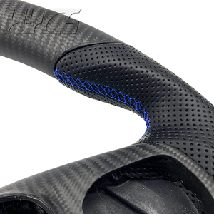 Amélioration de l'intérieur de la voiture, volant personnalisé en cuir et fibre de carbone, adapté à Ford Focus MK4 MK8 Carnival ST <span class=keywords><strong>MK7</strong></span> <span class=keywords><strong>MK7</strong></span>.5 - Product Image 5