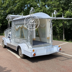 Charrette funéraire électrique blanche de style européen, design sculptural, pour chevaux, à vendre - Product Image 3