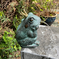 Statue de fontaine d'eau de Prince de grenouille de bronze de jardin extérieur pour la piscine