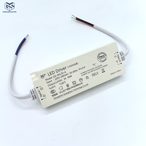 Vente en gros Alimentation à découpage certifiée CE CCC <span class=keywords><strong>Transformateur</strong></span> 36W 3A à tension constante pour bande <span class=keywords><strong>LED</strong></span> 12V/ 24V - Product Image 1