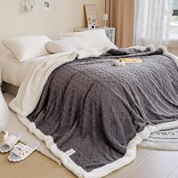 Couverture en sherpa jacquard réversible en flanelle polaire polyester double face douce et chaude avec bordure en sherpa pour toutes les saisons