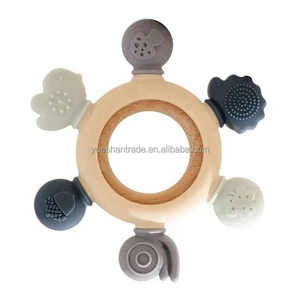2025 nouveauté personnalisé mignon sans BPA Silicone bébé <span class=keywords><strong>dentition</strong></span> doux en bois bébé <span class=keywords><strong>anneau</strong></span> <span class=keywords><strong>de</strong></span> <span class=keywords><strong>dentition</strong></span> pour l'alimentation et la mastication produit <span class=keywords><strong>de</strong></span> <span class=keywords><strong>dentition</strong></span> - Product Image 5