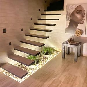 <span class=keywords><strong>Escalera</strong></span> Flotante de Madera con Estructura de Acero Reforzado, <span class=keywords><strong>Escalones</strong></span> <span class=keywords><strong>Anchos</strong></span> y Aspecto Arquitectónico Moderno y Limpio - Product Image 1