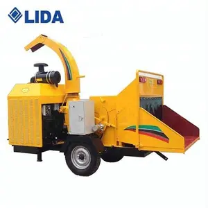Trituradora de madera portátil LIDA 100HP con motor Diesel que funciona en el bosque