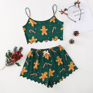 Pijamas de Natal Estilo Europeu-Americano Sem Colarinho em Poliéster Fino de Seda de Leite, Conjunto de Dois Peças com Camiseta Sem Mangas e Shorts para Mulheres - Product Image 2
