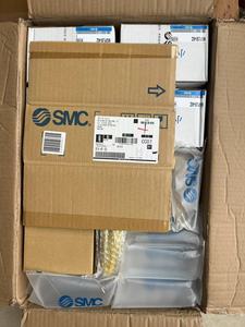 Unité de surpression SMC avec réservoir d'air comprimé, série VBA VBAT, système régulateur de surpression pneumatique SMC SMC Booster U - Product Image 2