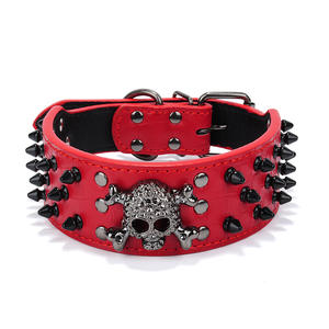 Collare per Cani alla Moda con Borchie e Design a Teschio, in Pelle PU Resistente, Taglia Regolabile - Product Image 5