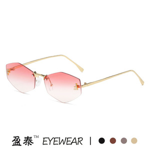 Lunettes de soleil polygonales sans monture en forme de F, en métal, UV400, pour femmes, couleur or - Product Image 3