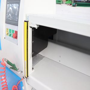 Sierra de Corte Transversal de Alta Velocidad para Optimización de Madera Sólida y Ahorro de Materiales - Product Image 4