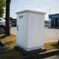 Armoire de serveur extérieure étanche IP55 IP65 pour centre de données, équipement de climatisation solaire et armoire à batteries