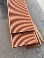 Planche de terrasse en WPC résistante aux intempéries pour la décoration de balcon, parc et cour