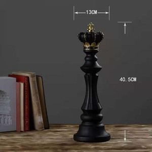 Jeu d'échecs de luxe en polyrésine, personnalisé, 21 pièces, décor roi, <span class=keywords><strong>reine</strong></span> et cheval, ornement de jardin pour salon - Product Image 3