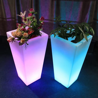 Pots de fleurs carrés à lumière LED et jardinières Pot de fleur carré élégant avec jardinière LED 16 couleurs IR télécommande Pot de fleur LED