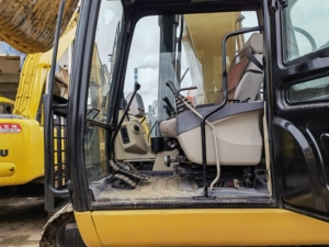 Excavatrice sur chenilles Caterpillar 336D d'occasion, 36 tonnes, très rentable, faible nombre d'heures de travail, en vente - Product Image 6