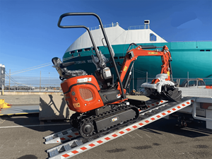 <span class=keywords><strong>Mini</strong></span> Escavatore Cingolato da 1.2t, 1.5t, 2t (Modelli XN12, XN15, XN20, XN30) con Cabina Operatore Opzionale e Aria Condizionata - Product Image 5