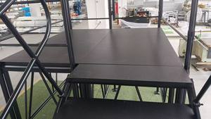 Escenario Móvil para Conciertos, Eventos y Bodas, Fácil de Instalar, Antideslizante, de Madera Contrachapada, con Altura Ajustable, en Venta - Product Image 3