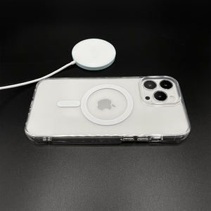 Étui de téléphone magnétique transparent de luxe pour <span class=keywords><strong>iPhone</strong></span> <span class=keywords><strong>13</strong></span> 14 15 16 17 Pro Max, <span class=keywords><strong>coque</strong></span> arrière en TPU PC antichoc, accessoires pour téléphone portable - Product Image 3