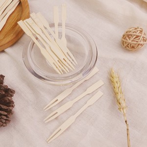 Gran <span class=keywords><strong>oferta</strong></span>, tenedor de madera desechable para frutas, respetuoso con el medio ambiente, juego de cubiertos desechables de bambú de madera de almidón de maíz de plástico personalizado de alta calidad - Product Image 1