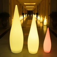 Lampadaires LED à lumière variable pour l'extérieur lampadaire lumineux en forme de goutte d'eau pour la décoration de la cour et du jardin de l'hôtel et du restaurant