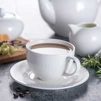 Service de vaisselle en céramique à bord côtelé blanc, assiettes et soucoupes pour la maison, les restaurants, les réceptions, les mariages et les repas quotidiens