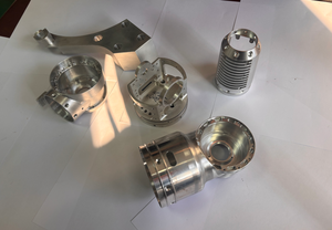 บริการงานกลึงซีเอ็นซีความแม่นยำสูง ชิ้นส่วนอะลูมิเนียม ชิ้นส่วนเหล็ก ชิ้นส่วนทองเหลือง ชิ้นส่วนสแตนเลส ชิ้นส่วนรถจักรยานยนต์ - Product Image 4