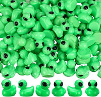 Figurine de canard extraterrestre vert en résine, décoration de tableau de bord pour Halloween et Noël, cadeau mignon pour fête OVNI et science-fiction, objets de collection de bureau