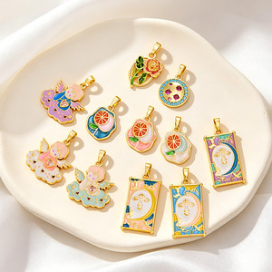 Pendentifs en émail HD891 style rétro, motifs mignons : Nuage, Ange, Tarot, <span class=keywords><strong>Visage</strong></span> <span class=keywords><strong>de</strong></span> Lune, Tranche d'Orange, Fleur <span class=keywords><strong>de</strong></span> Rose – Breloques pour la création <span class=keywords><strong>de</strong></span> <span class=keywords><strong>bijoux</strong></span> DIY - Product Image 1