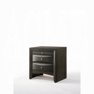 Comodino con finitura in rovere grigio, due cassetti e vassoio estraibile, mobile in legno per camera da letto - Product Image 1