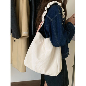 Bolso Tote Azul Blanco de Color Sólido con Pliegues, Cierre Magnético y Bolsillo con Cremallera para Uso Diario, Verano 2024 - Product Image 3