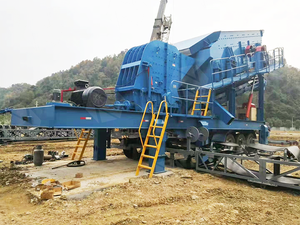 Động cơ điều khiển loại bánh xích nghiền nhà máy sàng lọc đá theo dõi trommel Màn hình máy di động để bán quặng - Product Image 6