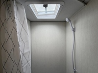 Caravane de camping compacte moderne de haute qualité, directement de l'usine, 4x4, conforme aux normes australiennes, en fibre de verre, en vente